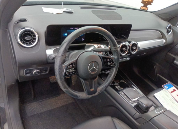 Mercedes-Benz GLB 180 d