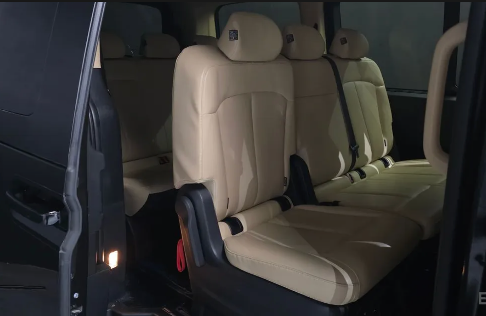 Hyundai Staria Tourer 9-locuri 2021
