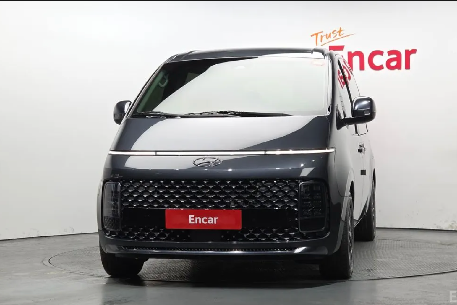 Hyundai Staria Tourer 9-locuri 2021