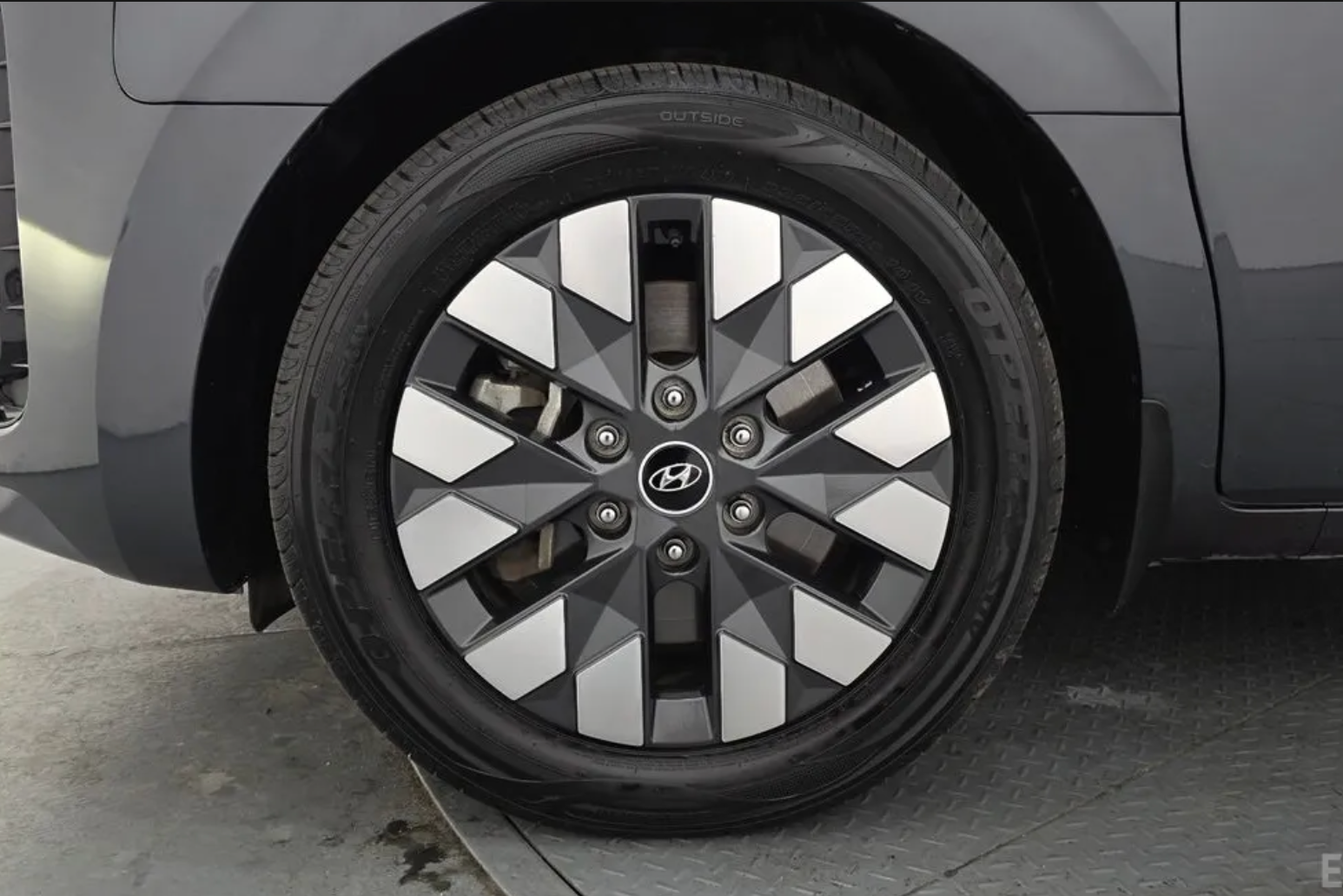 Hyundai Staria Tourer 9-locuri 2021