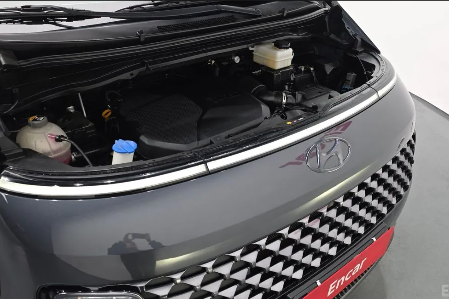 Hyundai Staria Tourer 9-locuri 2021