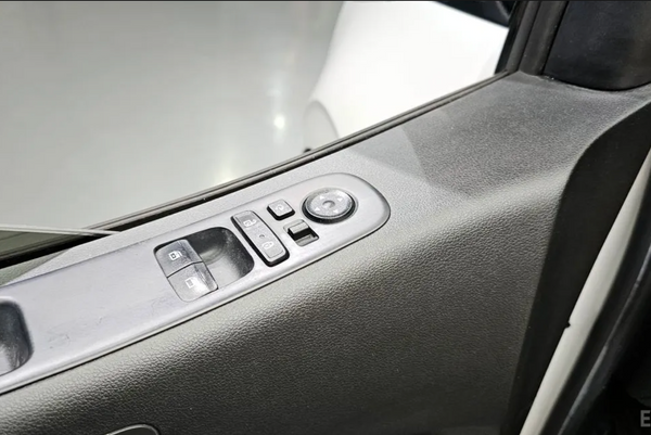 Hyundai Staria Tourer 9-locuri 2021