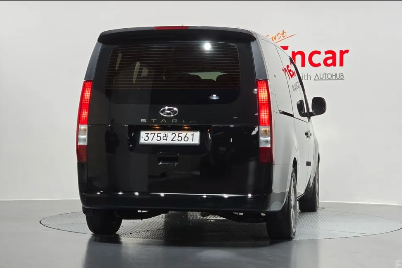 Hyundai Staria Tourer 9-locuri 2021