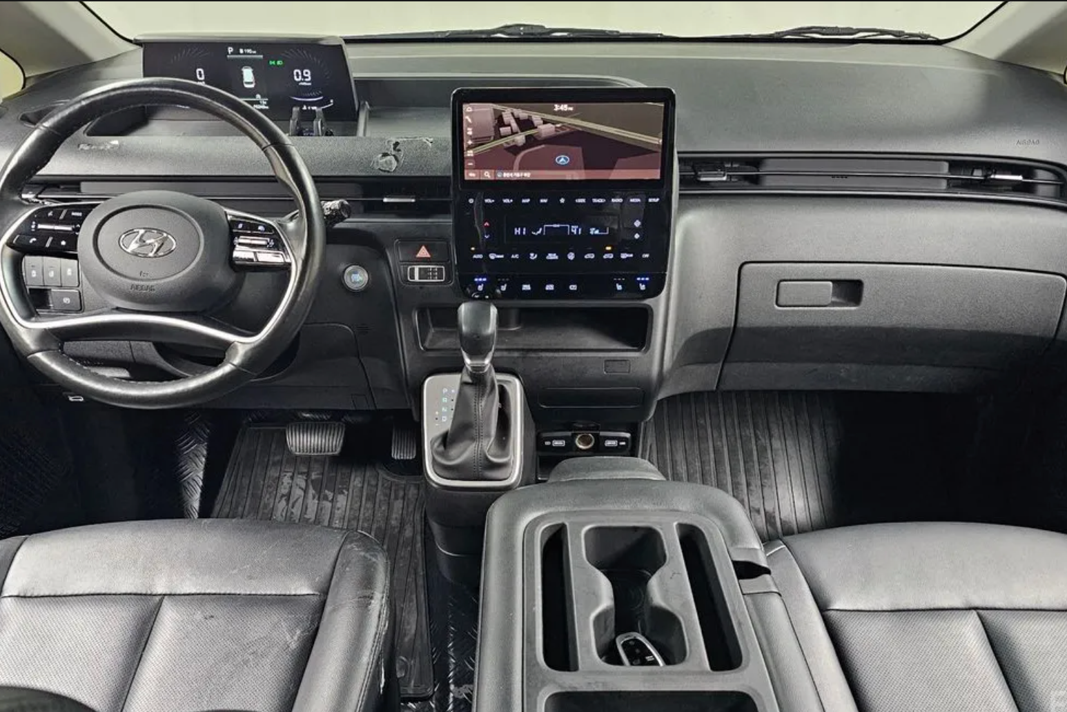 Hyundai Staria Tourer 9-locuri 2021