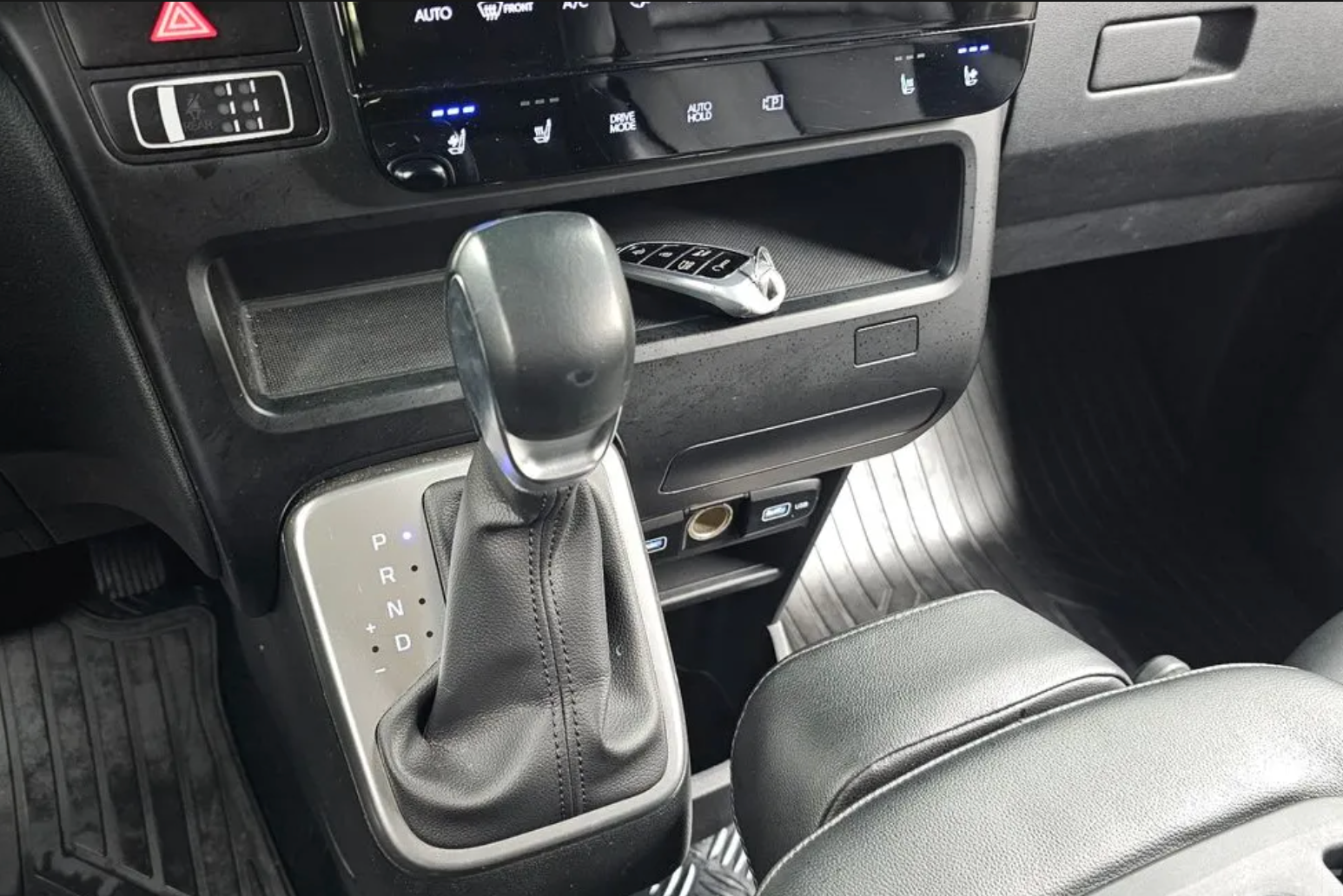 Hyundai Staria Tourer 9-locuri 2021