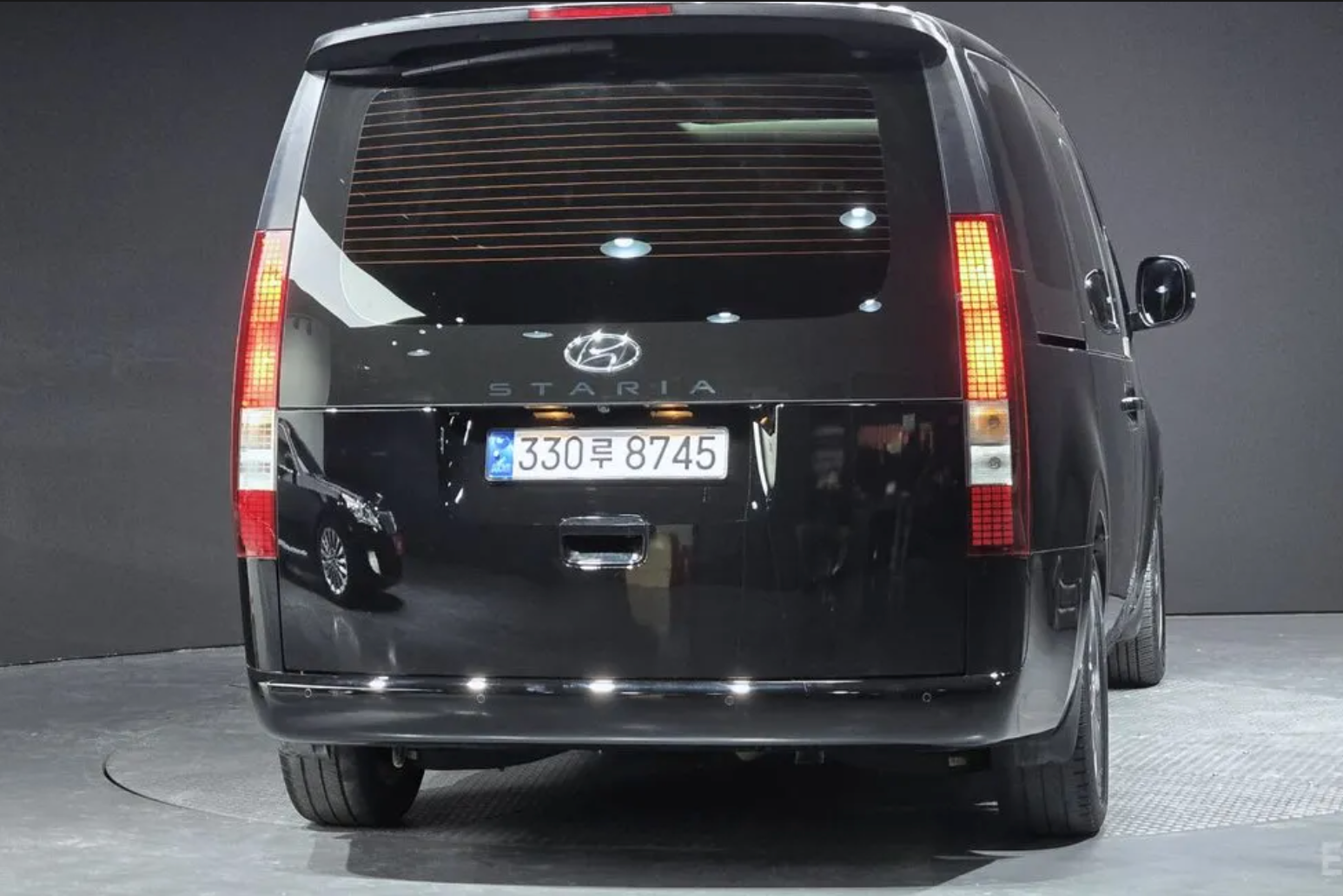Hyundai Staria Tourer 9-locuri 2021