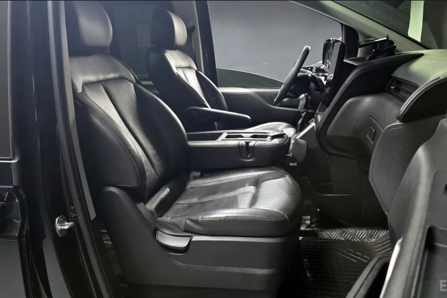 Hyundai Staria Tourer 9-locuri 2021