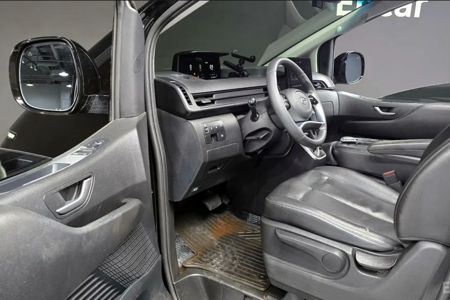 Hyundai Staria Tourer 9-locuri 2021