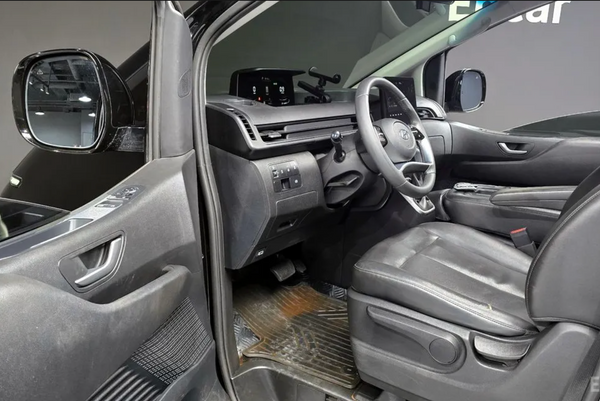 Hyundai Staria Tourer 9-locuri 2021