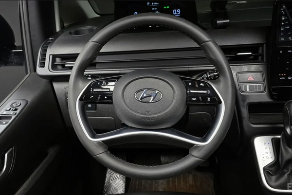 Hyundai Staria Tourer 9-locuri 2021
