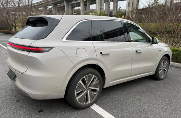 LiXiang L6