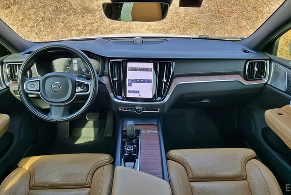 Volvo V60 Cross Country B5 Pro AWD
