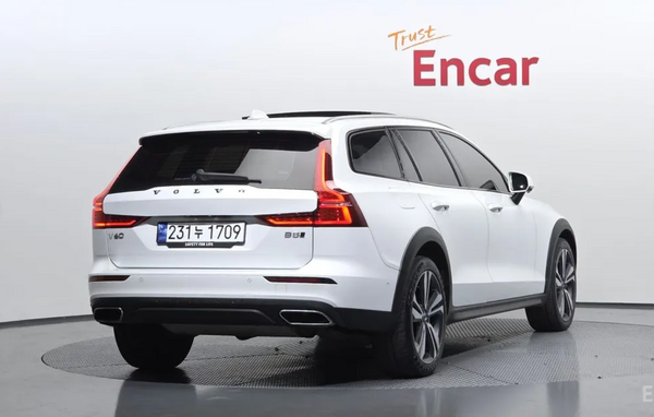 Volvo V60 Cross Country B5 Pro AWD