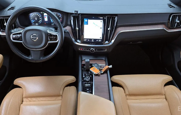 Volvo V60 Cross Country B5 Pro AWD