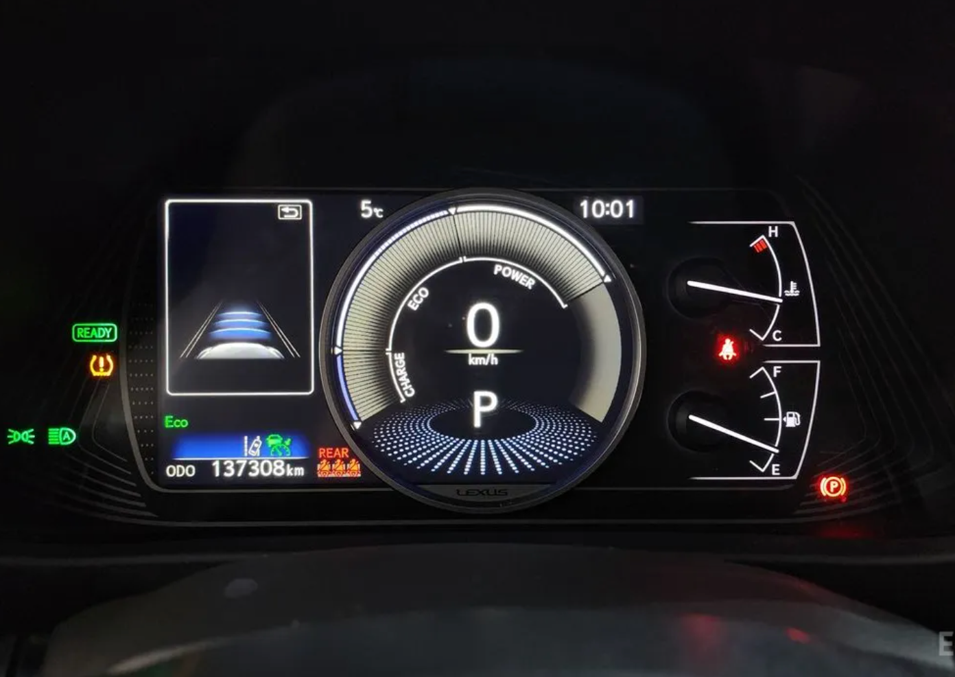Lexus UX250h