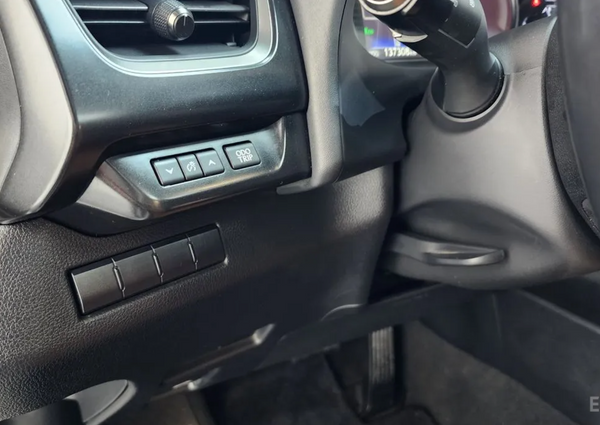 Lexus UX250h