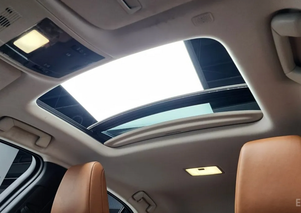 Lexus UX250h