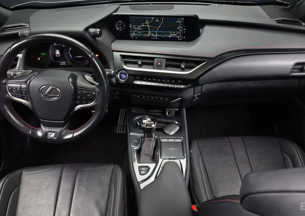 Lexus UX250h