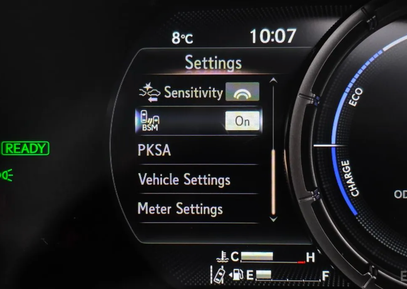 Lexus UX250h