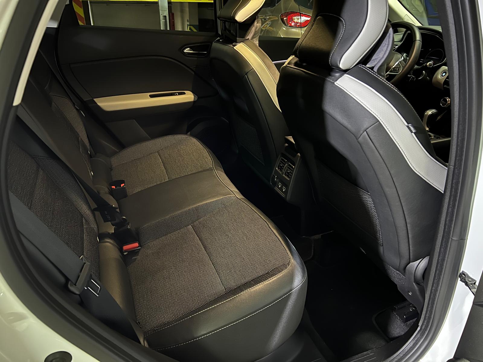 Renault Captur Hybrid