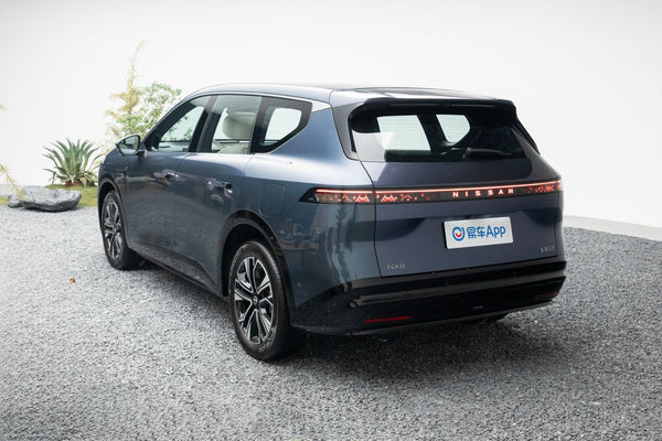 Nissan NX8