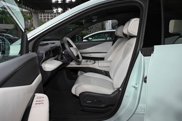 Nissan NX8
