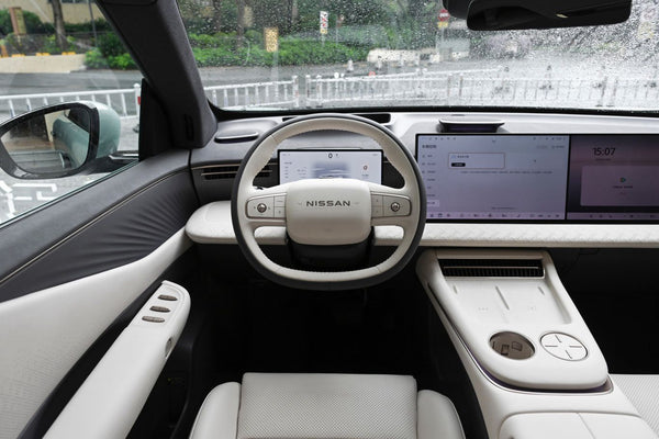 Nissan NX8