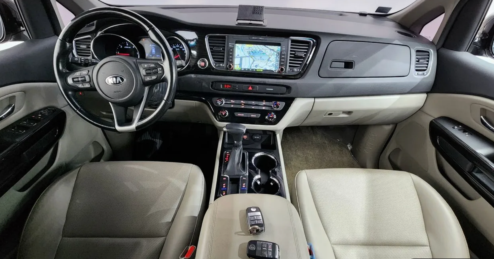 Kia Carnival