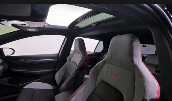 2023 Volkswagen Golf 2.0 GTI