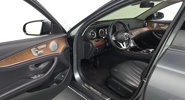 2019 Mercedes E300 Exclusive