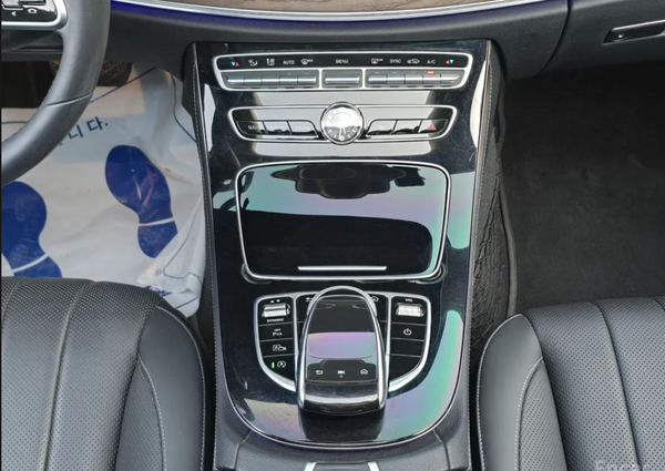 2019 Mercedes E300 4MATIC Exclusive