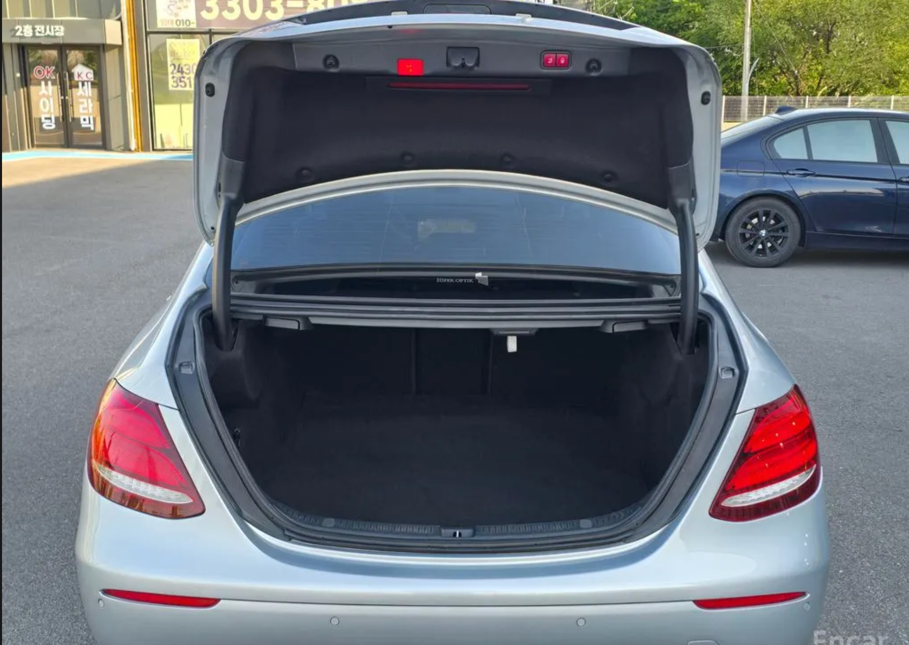 2019 Mercedes E300 4MATIC Exclusive