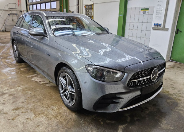 2020 Mercedes-Benz E 300 de AMG Line