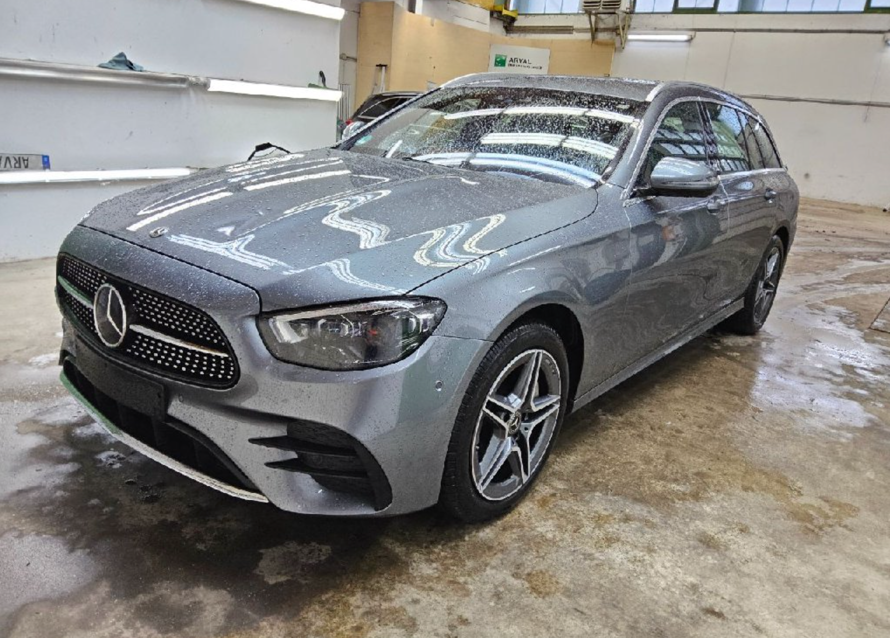 2020 Mercedes-Benz E 300 de AMG Line