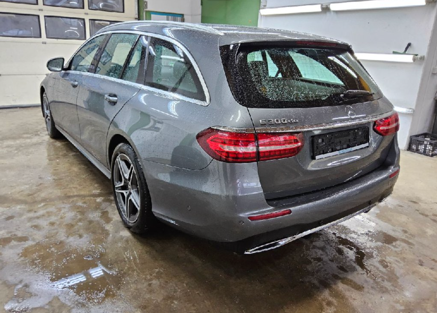 2020 Mercedes-Benz E 300 de AMG Line
