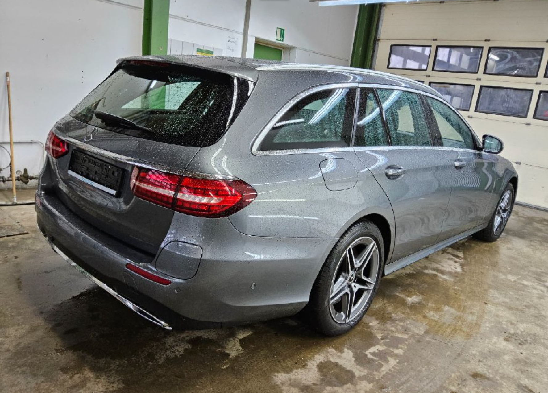 2020 Mercedes-Benz E 300 de AMG Line