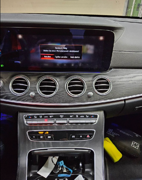 2020 Mercedes-Benz E 300 de AMG Line