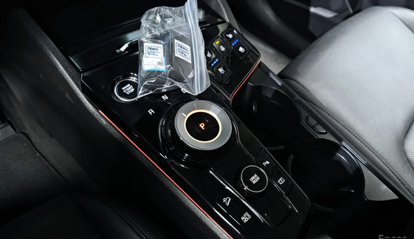 2023 KIA Sportage Signature 2WD