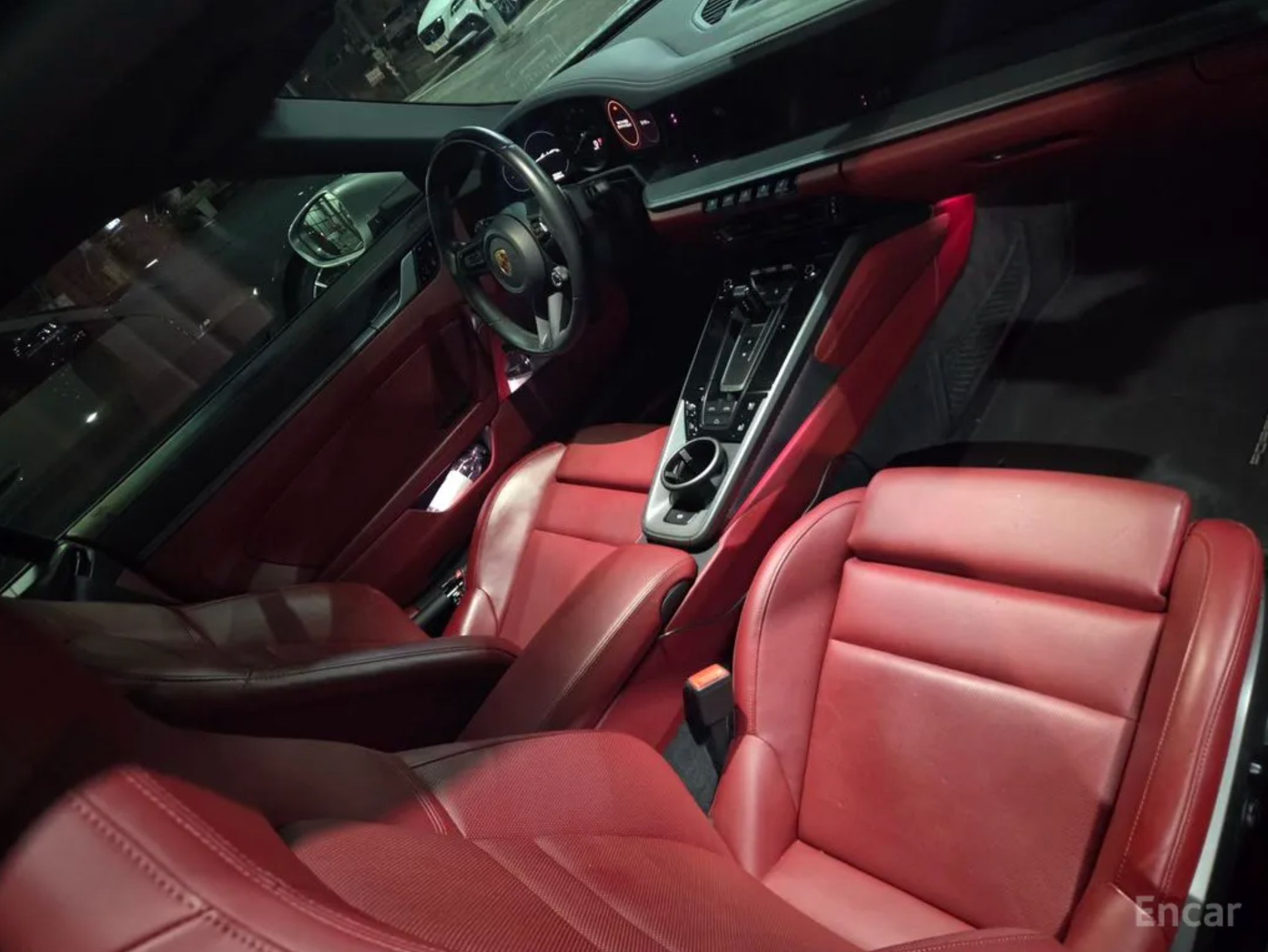 Porsche 911 Carrera 4 Cabriolet