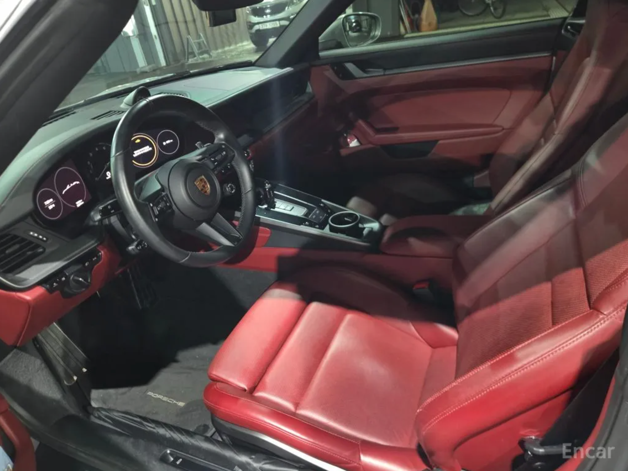 Porsche 911 Carrera 4 Cabriolet