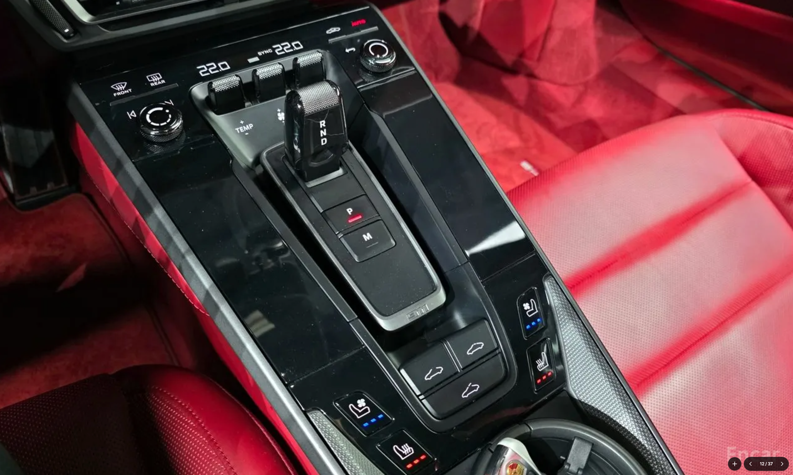 Porsche Carrera 4