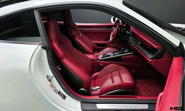 Porsche Carrera 4