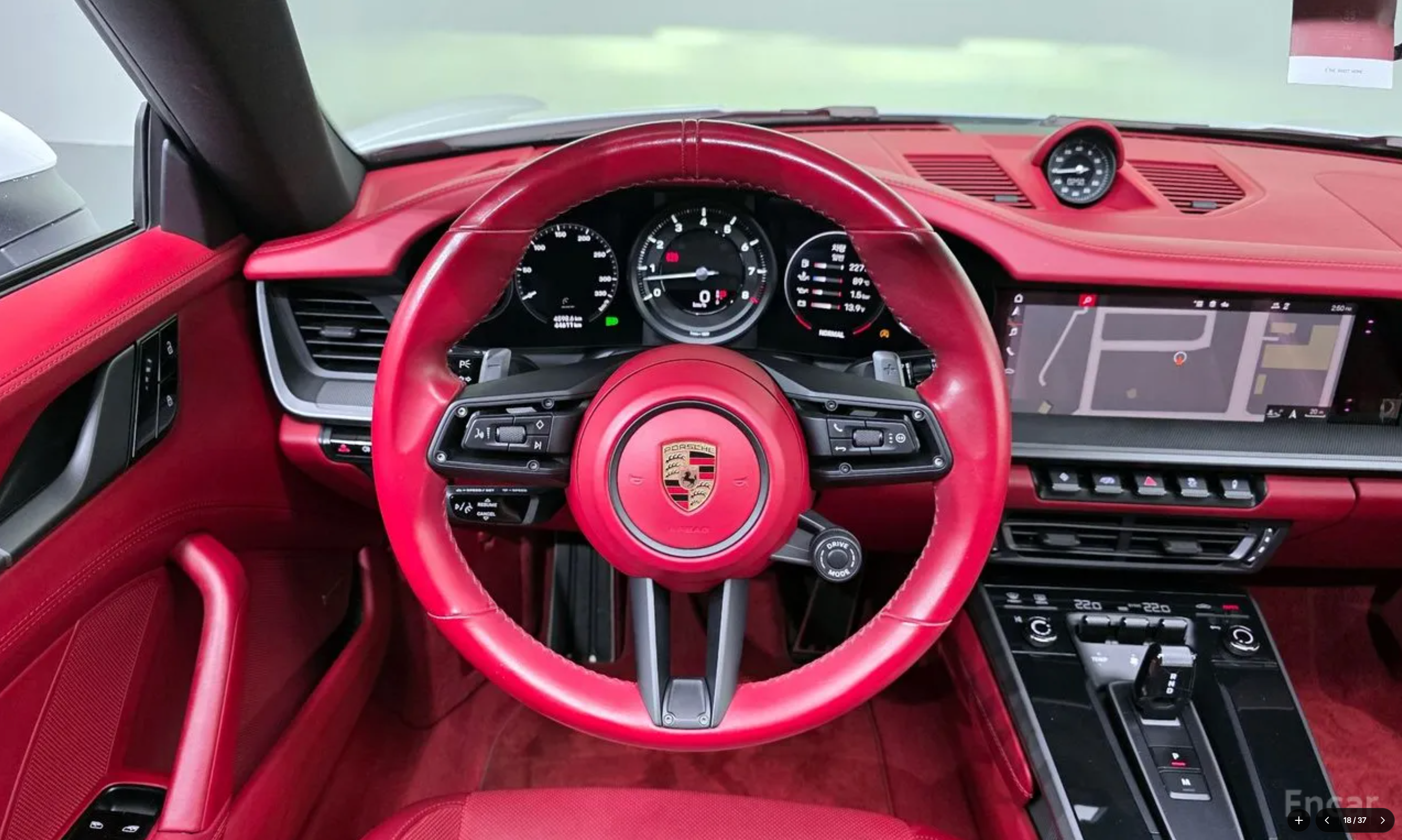 Porsche Carrera 4