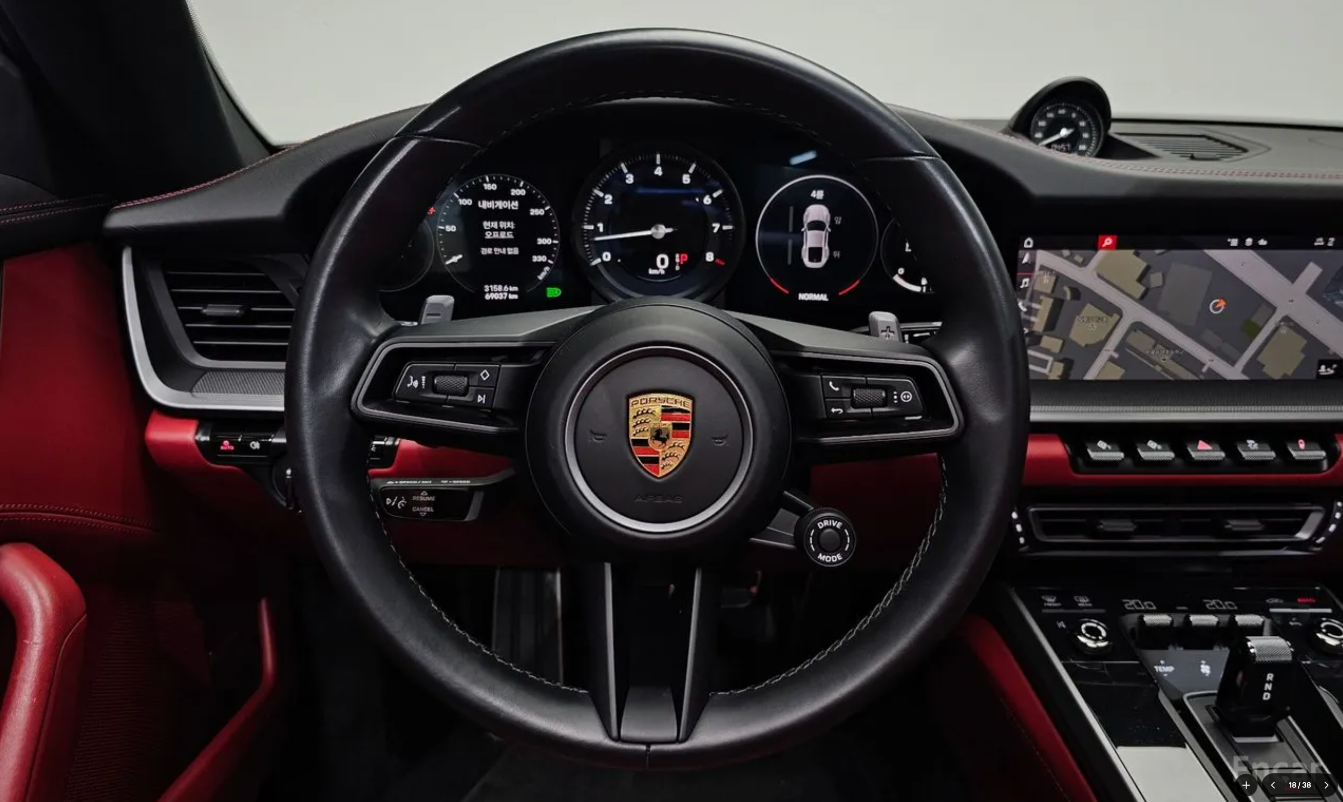 Porsche Carrera 4