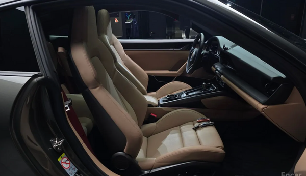 Porsche Carrera