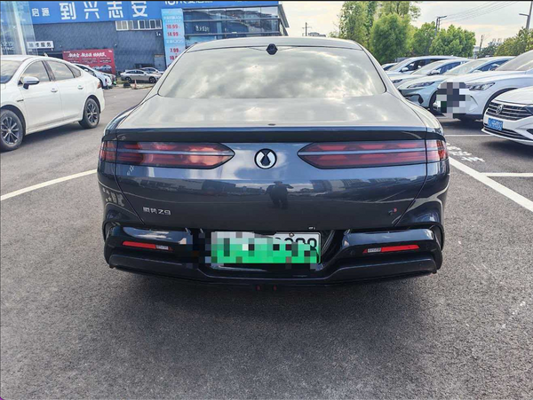 Denza Z9 2024 Model 4WD MAX