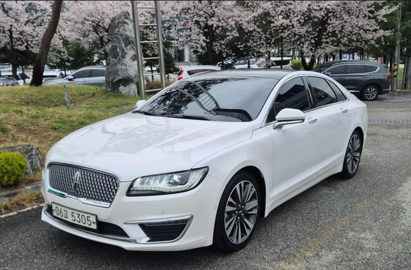 Lincoln MKZ