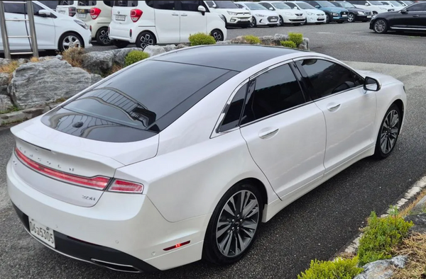 Lincoln MKZ