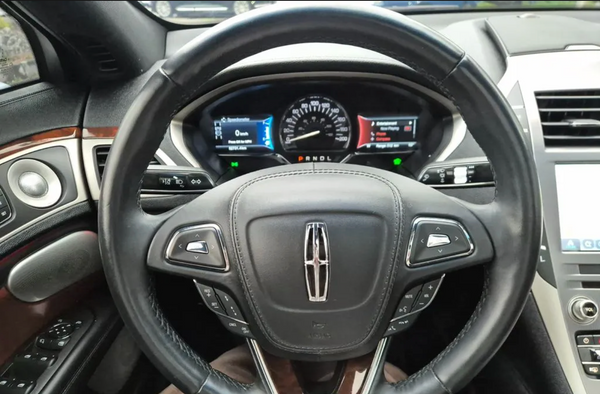Lincoln MKZ