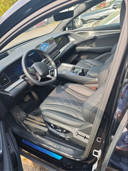 BYD Sealion 07 EV 610 Top